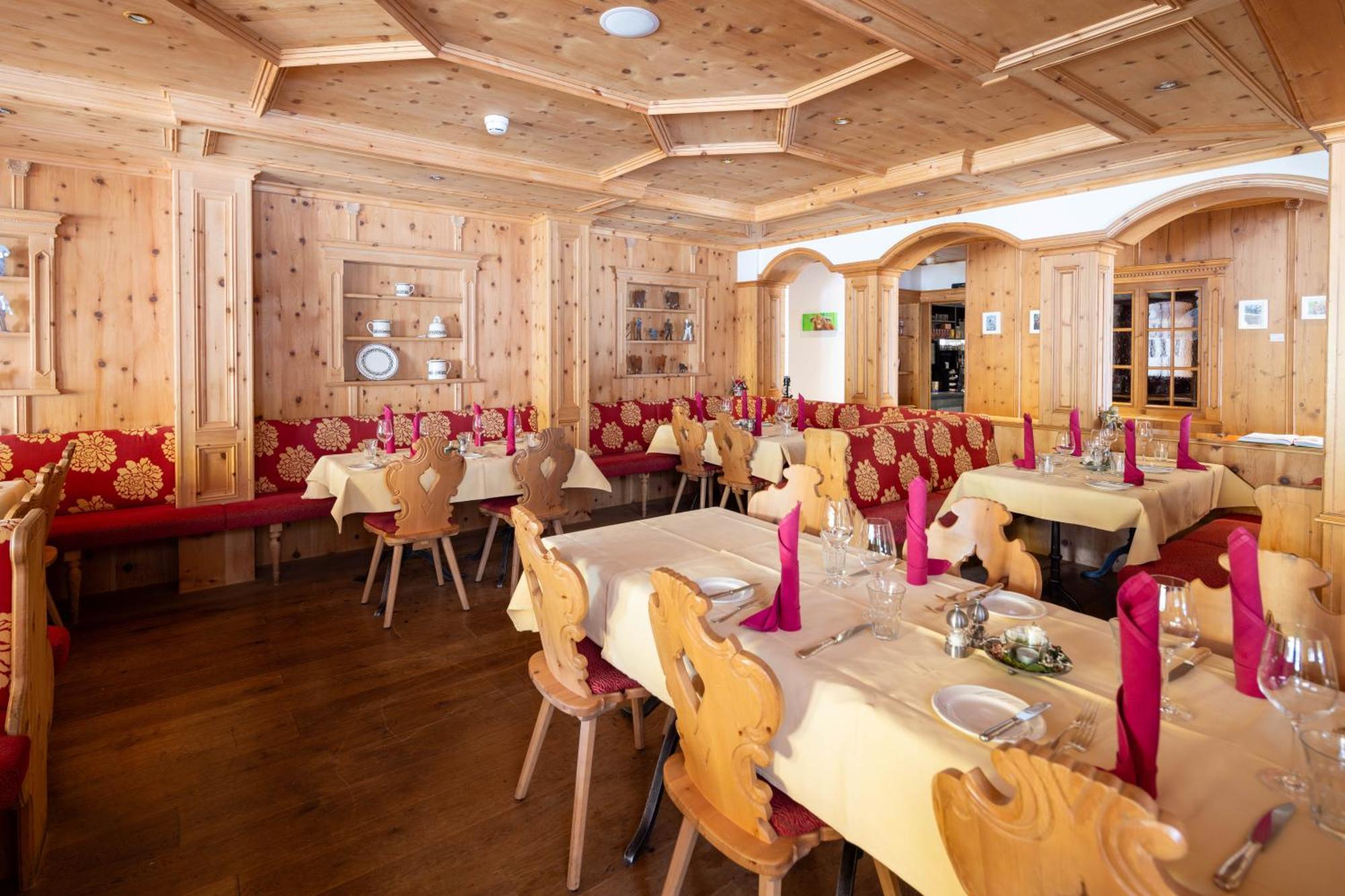 Sporthotel Wildstrubel Lenk Exterior foto